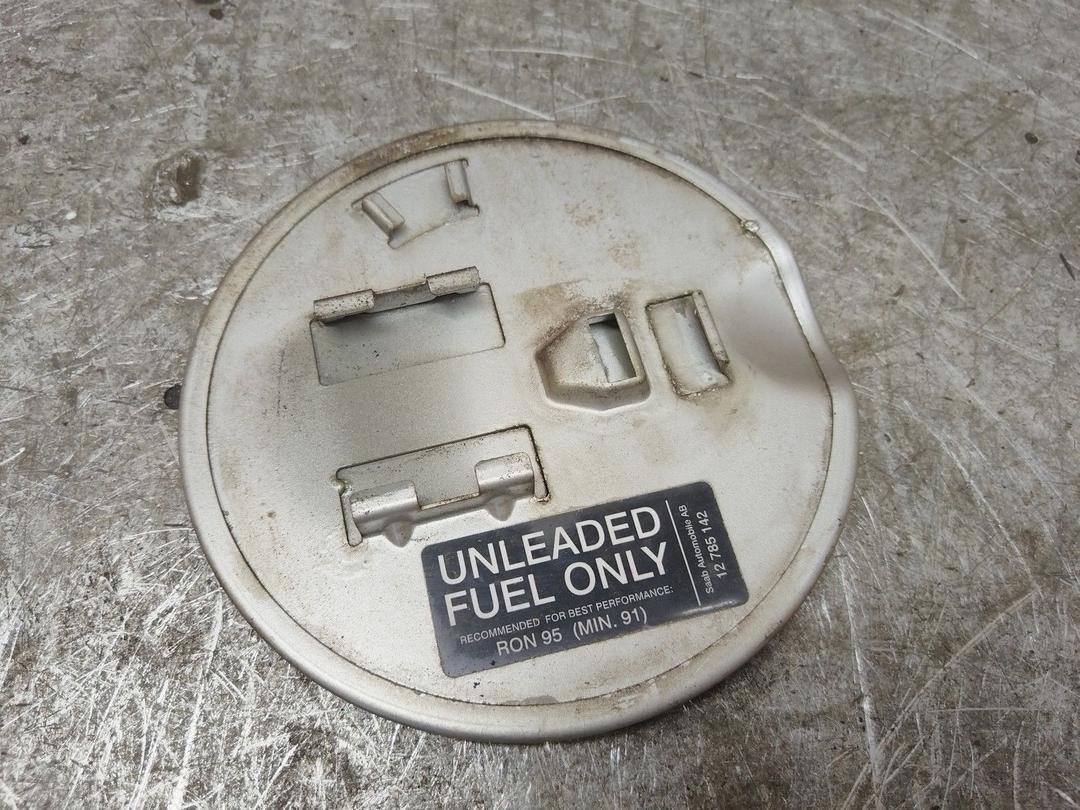 Лючок топливного бака K093WZ Saab 9-3 купить в магазине запчастей бу