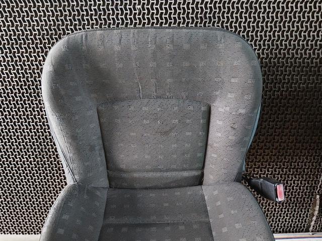 Сиденье переднее ZW31EG Renault Espace купить в магазине запчастей бу