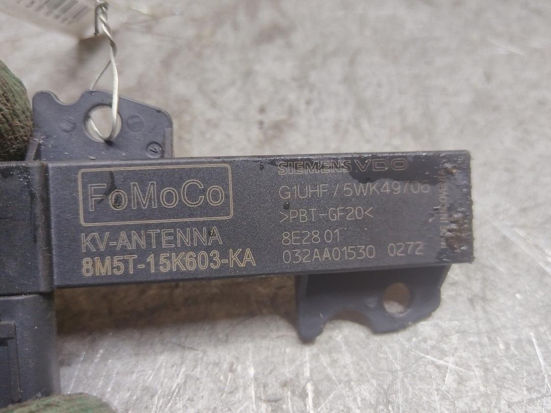 Усилитель антенны KI6F1F Ford Mondeo купить в магазине запчастей бу