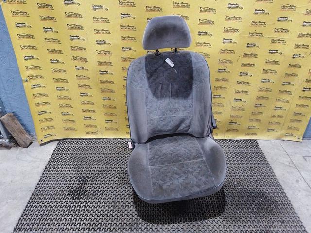 Сиденье переднее KI952G Renault Laguna