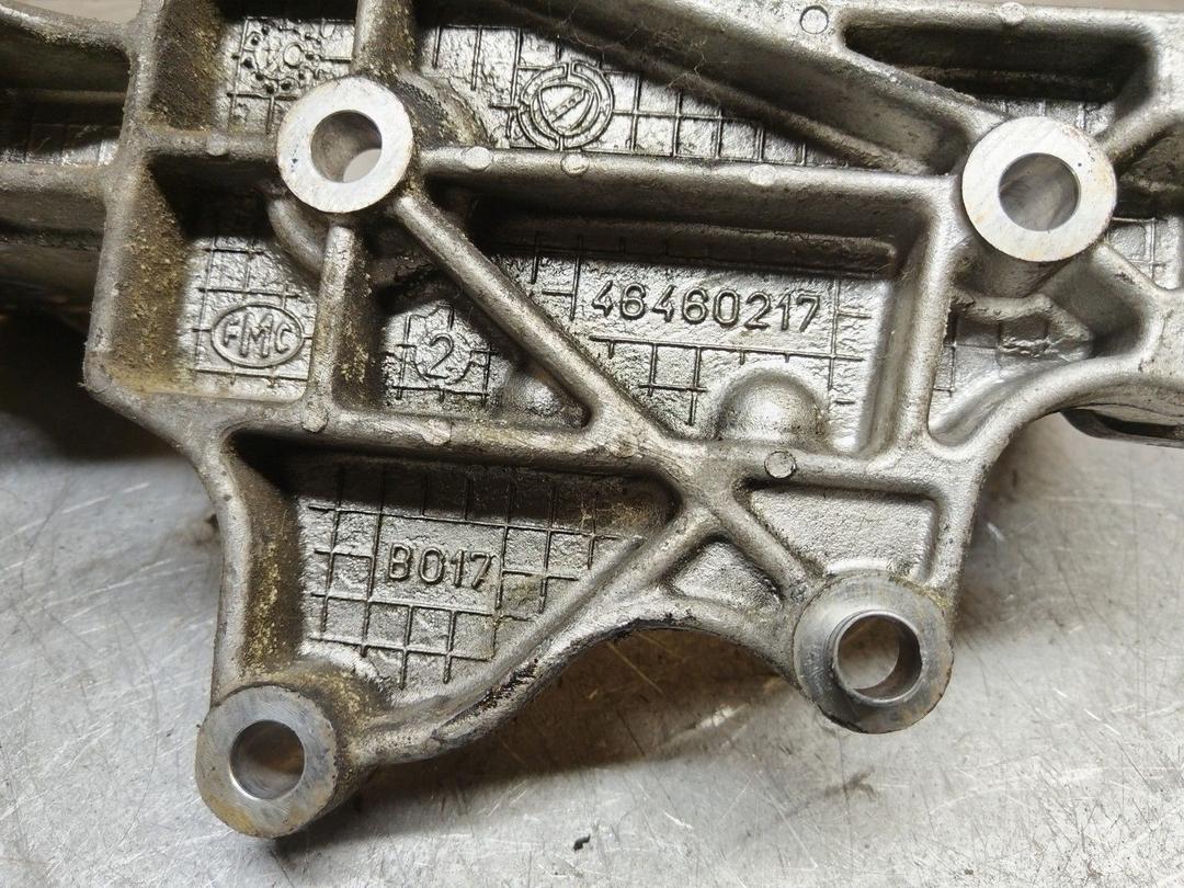 Кронштейн полуоси GW3DWK Alfa Romeo 147 - Фото 5