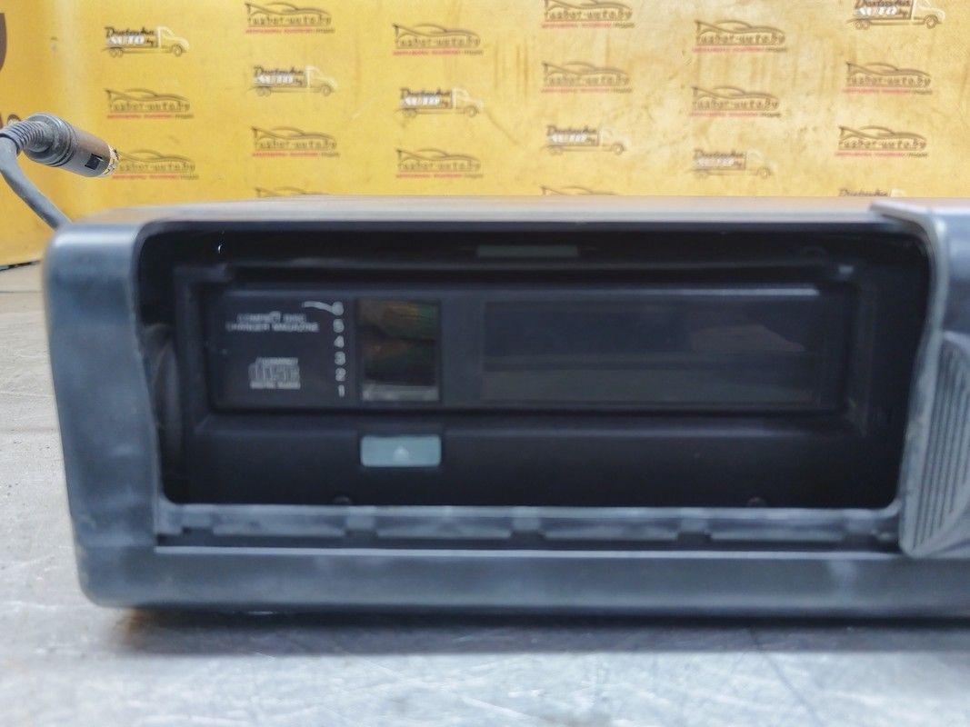 Сабвуфер YA7YE1 Audi A3 купить с доставкой