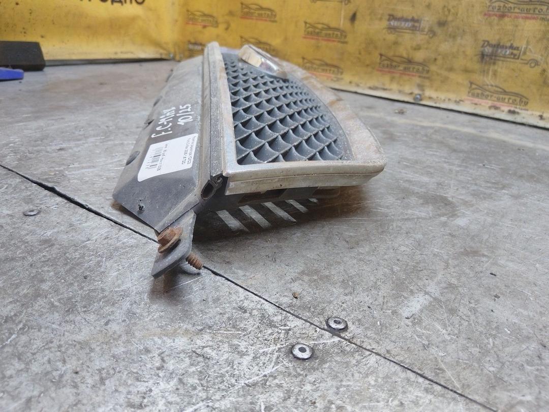 Решетка радиатора YDXC3I Ford C-Max купить в магазине запчастей бу