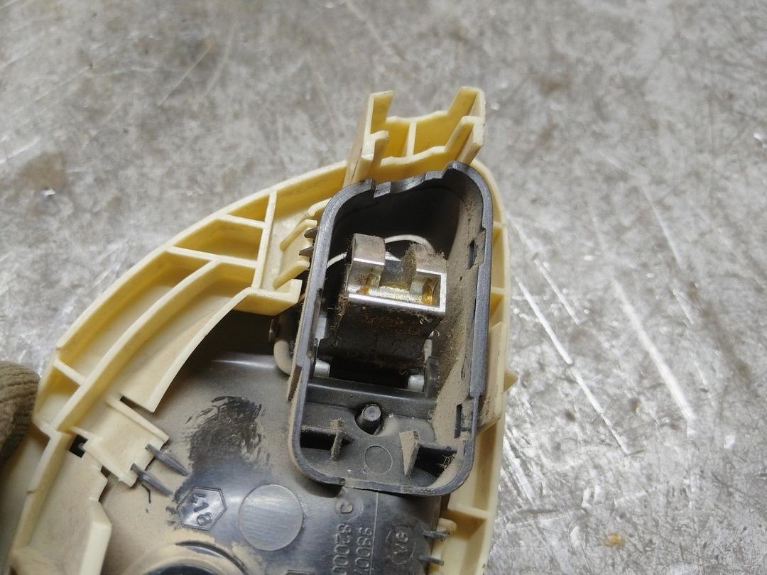 Ручка внутренняя задняя левая 7GWYRY Renault Espace купить на авторазборке