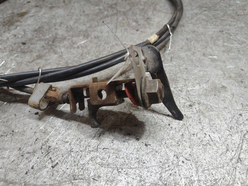 Трос открывания лючка топливного бака 3IIP0F Mazda Xedos 6 - Фото 4