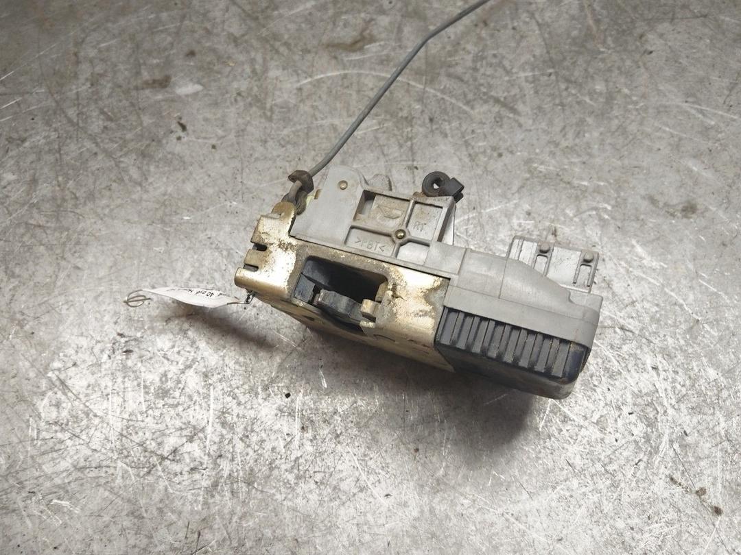 Замок двери передней правой GPLPEO Peugeot 406 купить в магазине запчастей бу