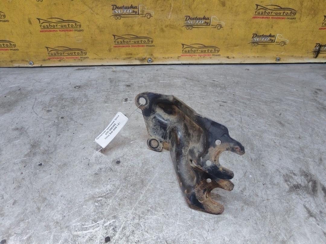 Кронштейн крепления троса КПП Q9EQ9Q Volvo S40 купить