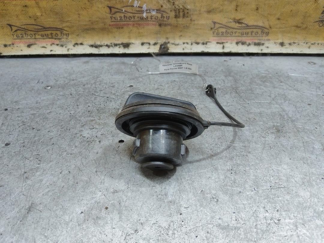 Крышка топливного бака L4VASP Ford Focus - Фото 2