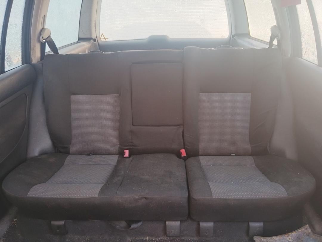 Салон (комплект сидений) 4NV0DV Volkswagen Golf undefined