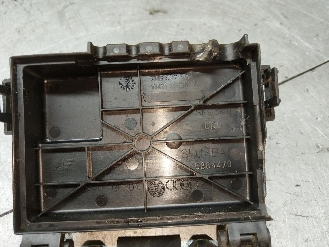 Клемма аккумулятора плюс CMA900 Seat Alhambra купить с доставкой. Огромный выбор запчастей и марок авто. У нас есть практически все.