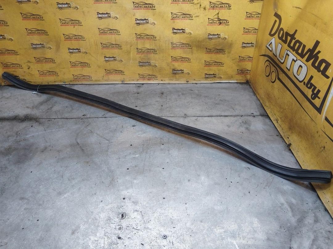 Уплотнитель капота TJ1IZI Renault Safrane - Фото 3