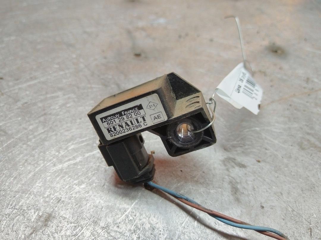 Датчик удара D6QU19 Renault Grand Scenic купить