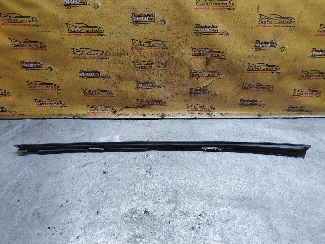 Молдинг стекла лобового EH5Z06 Volvo XC70 undefined