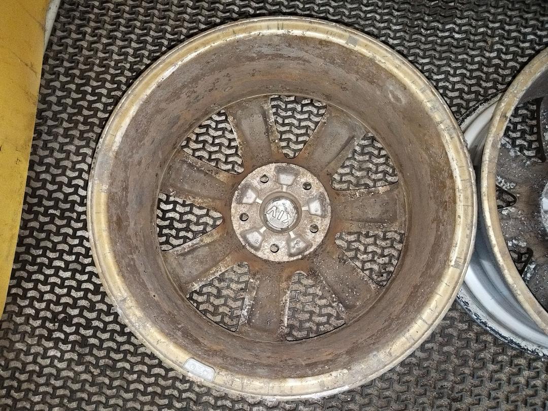 Предлагаем Диск литой R17, 5x114.3 Kia Sorento 2012 9HEK43 (комплект) 9HEK43 9HEK43 Kia Sorento купить для авто. Выбор размера, всегда в наличии, принимаем заказы на запчасти