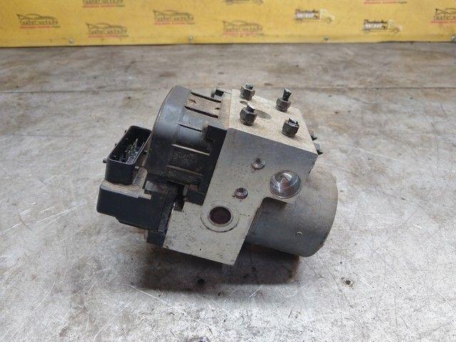 Блок ABS FZJSQD Toyota Yaris купить в магазине запчастей бу