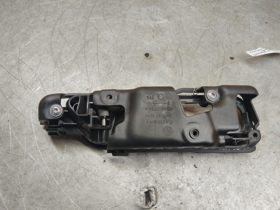 Ручка внутренняя передняя левая 7CW6P8 Volkswagen Caddy купить