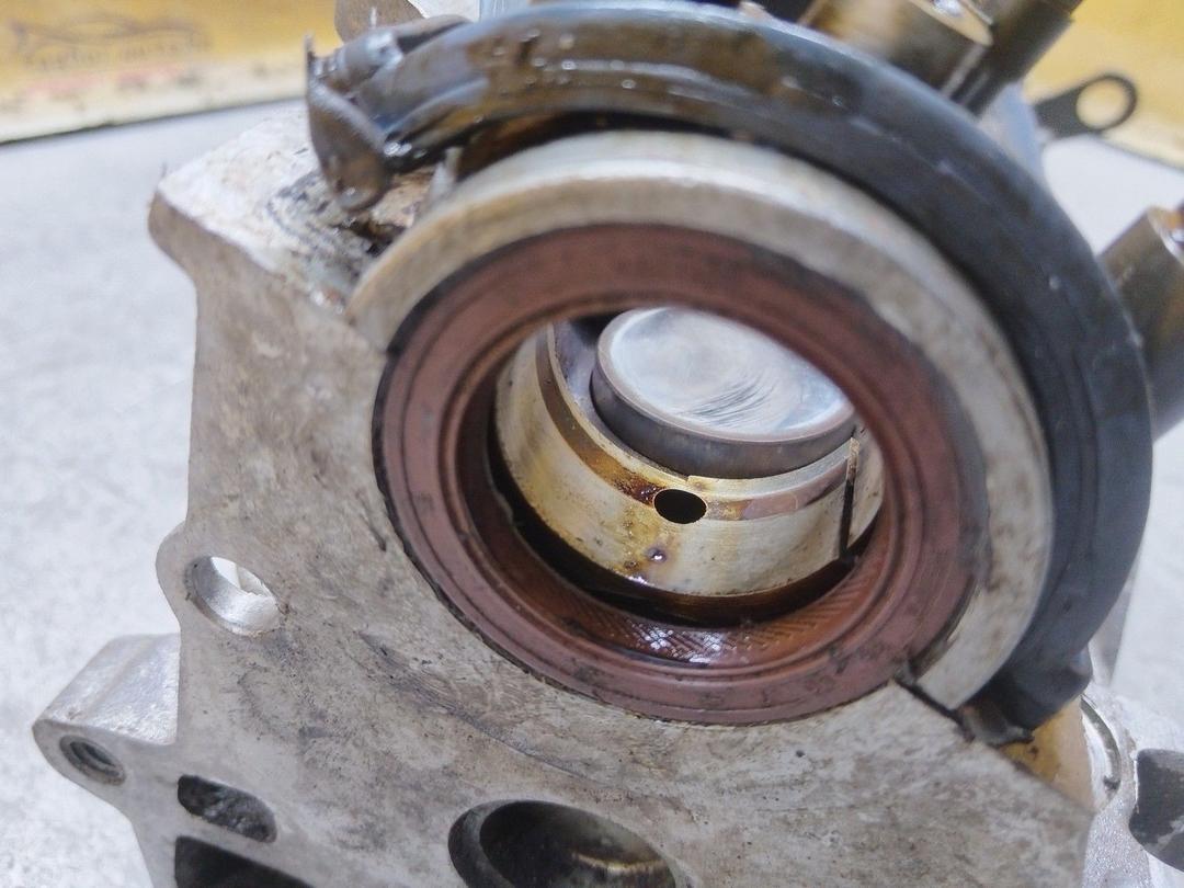 Головка блока цилиндров 8HTIUJ Peugeot 405 купить в магазине запчастей бу