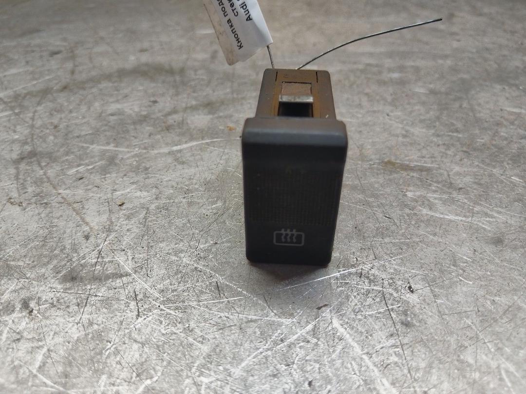 Кнопка подогрева заднего стекла CO7759 Audi 80