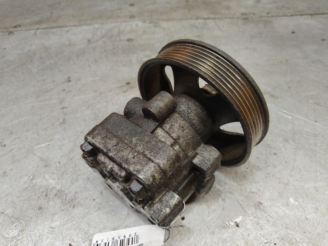 Насос гидроусилителя руля S40KL0 Hyundai Trajet купить в магазине запчастей бу