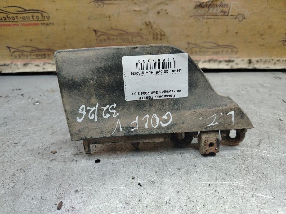 Брызговик TG91XE Volkswagen Golf - Фото 1