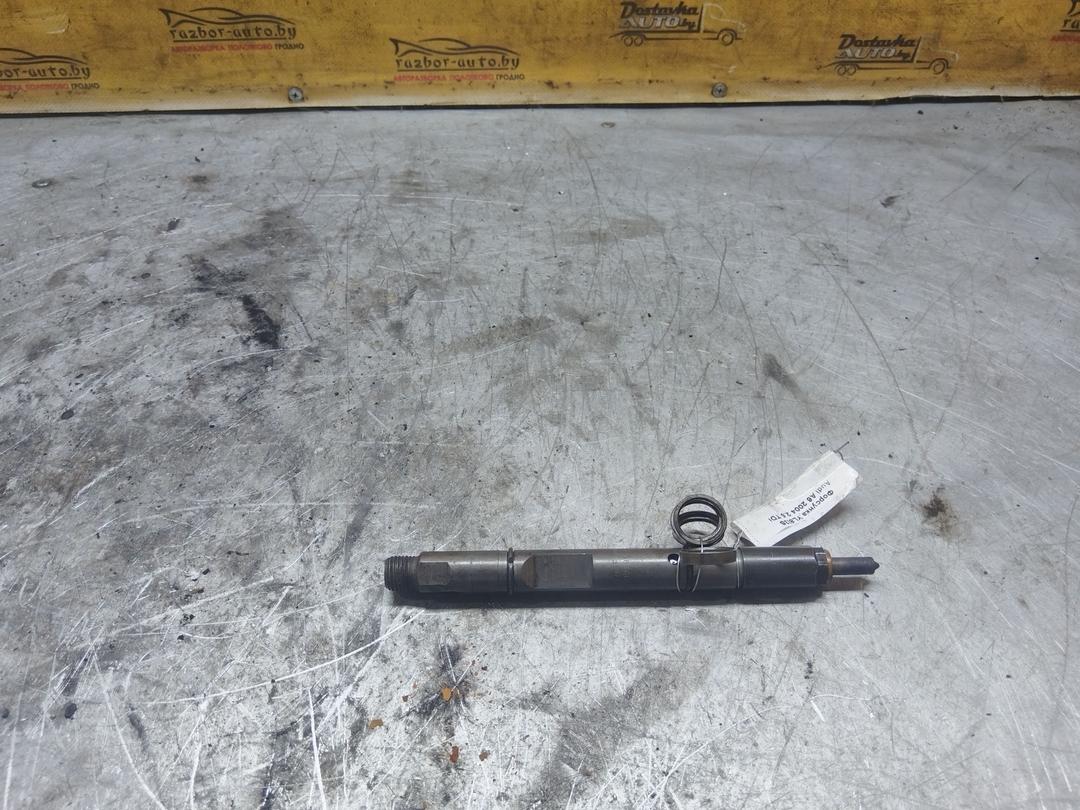 Форсунка YL8I3S Audi A6 undefined