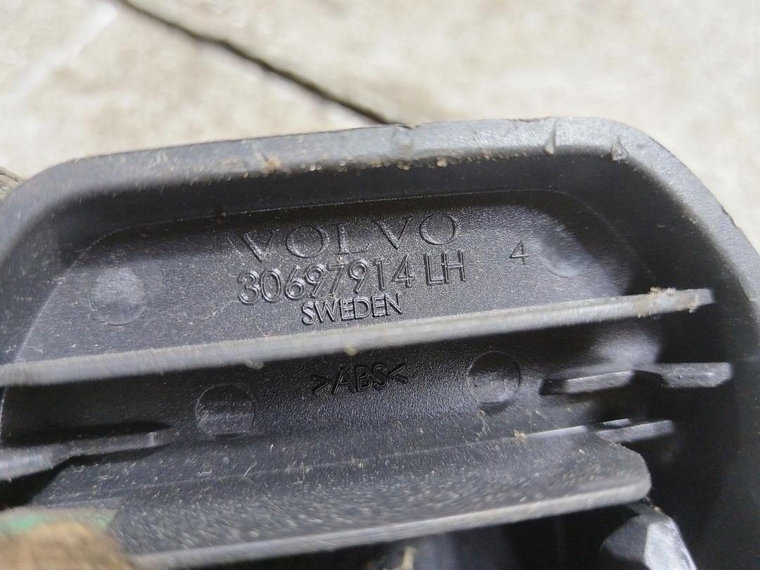 Пластик салазок сиденья FT88QQ Volvo XC70 - Фото 4