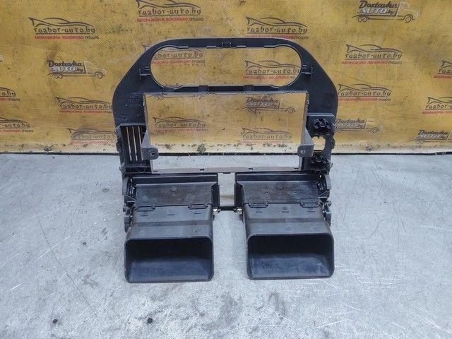 Рамка под магнитолу 910SQ6 Ford C-Max купить в магазине запчастей бу