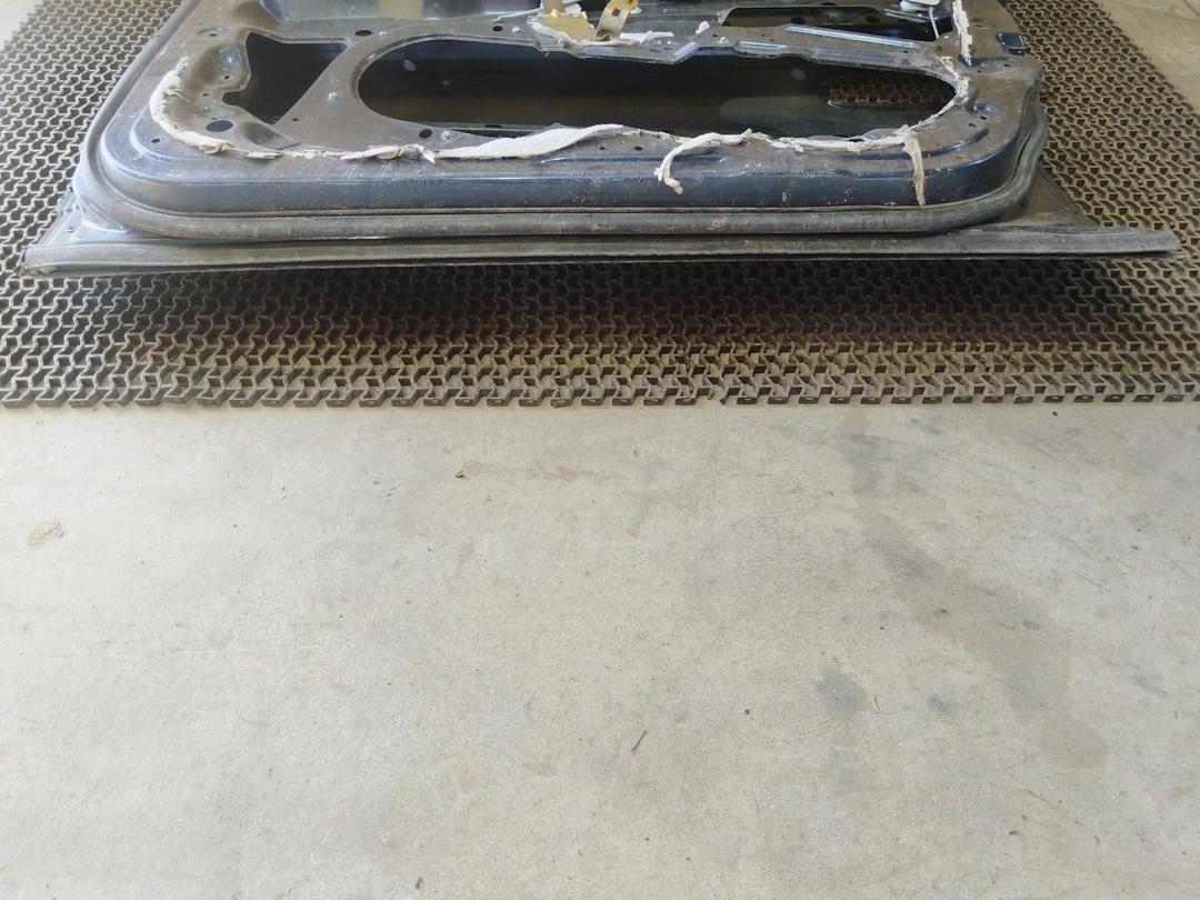 Дверь передняя правая ANU1EG Peugeot 607 undefined