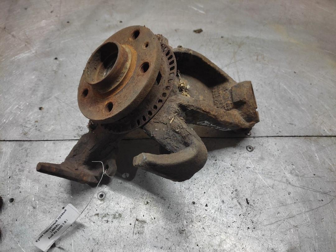 Кулак поворотный правый L65KRL Audi A3