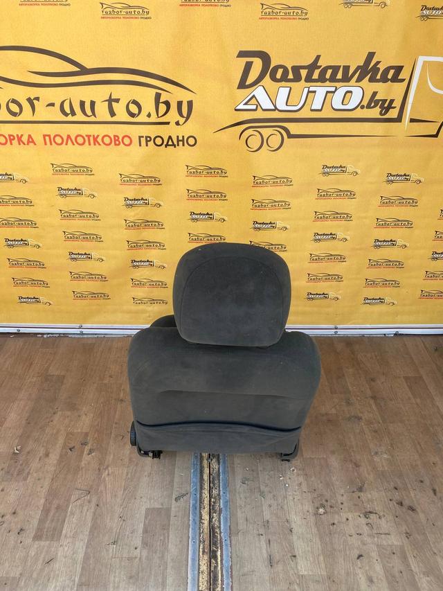 Сиденье переднее правое 95Y8AD Ford Focus купить с доставкой