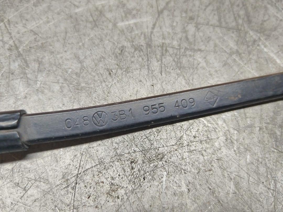 Щеткодержатель (поводок стеклоочистителя, дворник) V9D12Q Volkswagen Passat - Фото 4