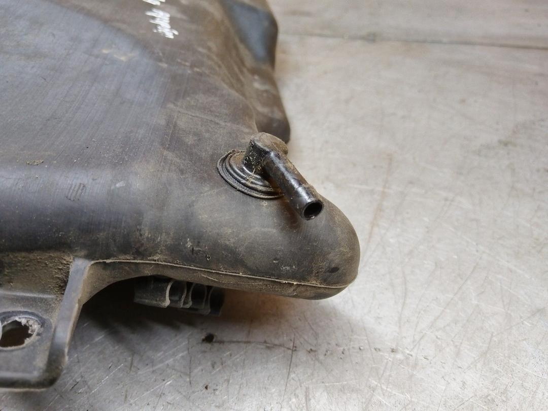 Адсорбер UJYGPP BMW 5 E39 купить с доставкой