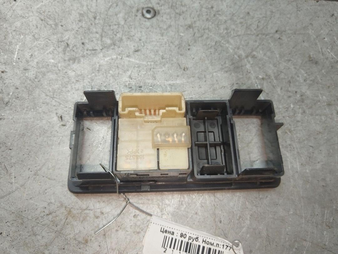 Джойстик регулировки зеркал MQAXX8 Toyota Avensis - Фото 2