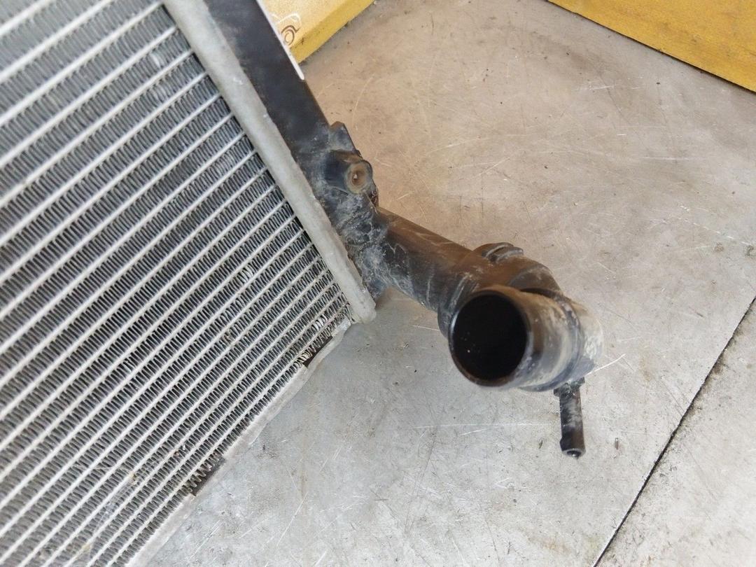 Радиатор (основной) 8U4QXA Volkswagen Caddy - Фото 2