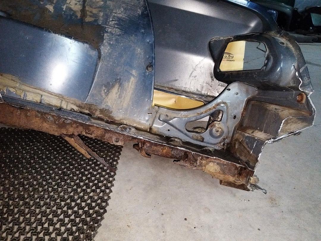 Крыло заднее правое 4KNT6R Peugeot 406 undefined