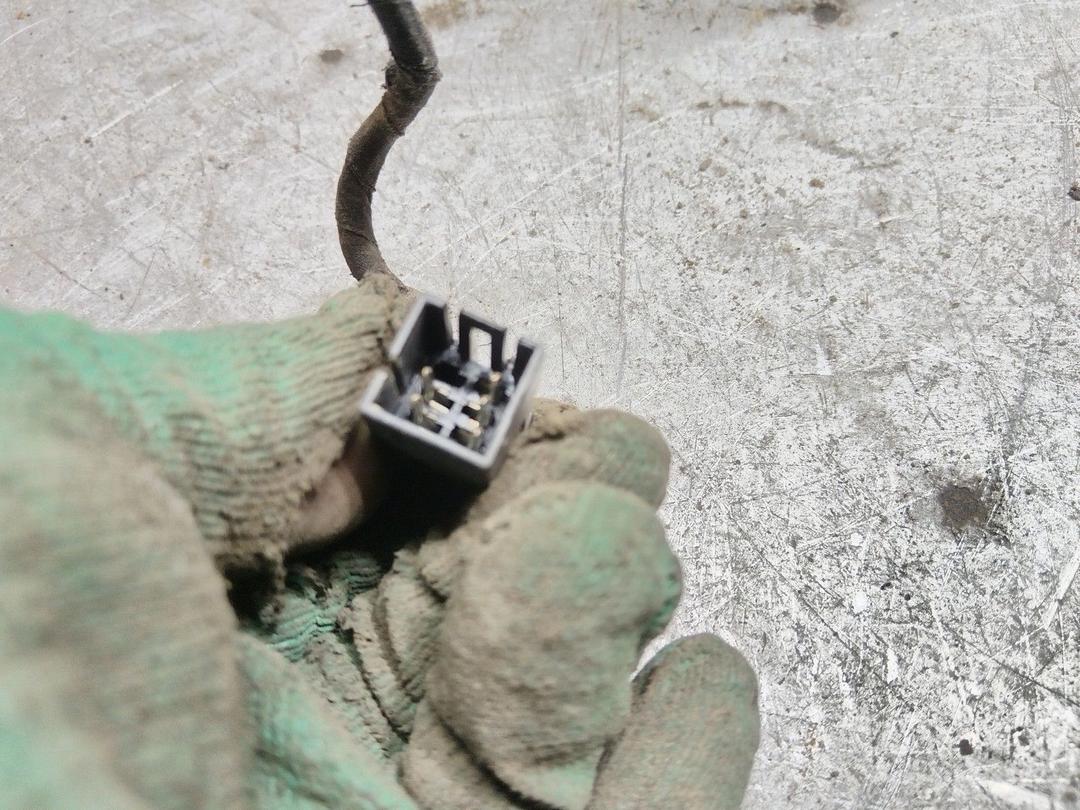 Зеркало наружное левое W0AOU5 Opel Zafira купить с доставкой