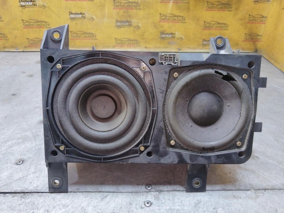 Сабвуфер 500W86 Volvo V40