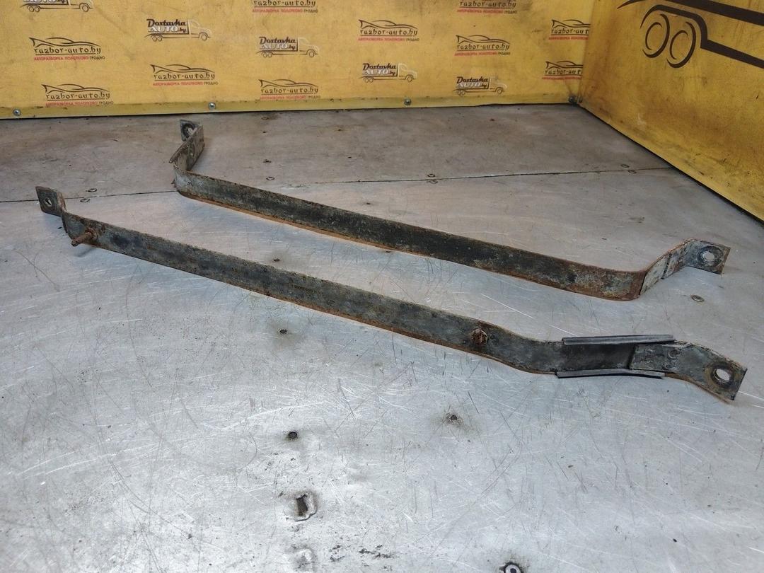 Крепление топливного бака TPL7C9 Ford Fusion - Фото 1