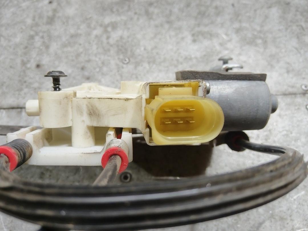 Стеклоподъемник электрический задний правый VPLSUJ Ford Galaxy купить в магазине запчастей бу