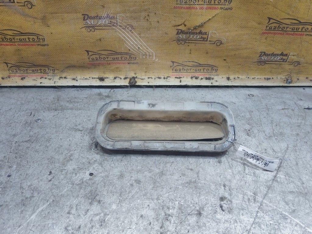 Решетка вентиляции кузова 0CLPO4 Toyota Corolla - Фото 2