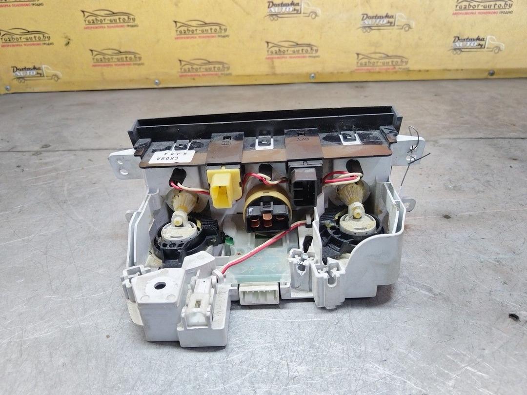 Блок управления печки/климат-контроля Z860CE Mazda Premacy - Фото 3