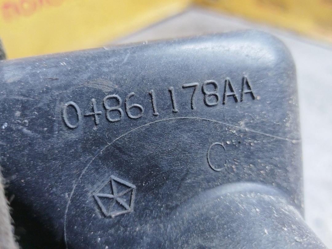 Резонатор воздушного фильтра K62YPH Chrysler Voyager undefined