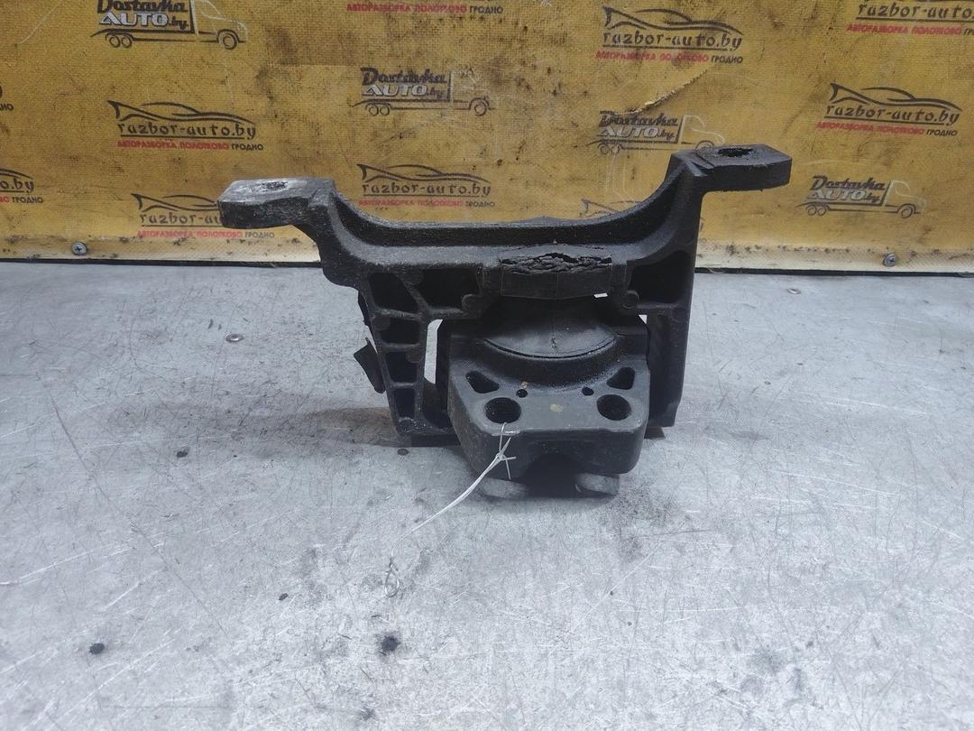 Подушка крепления двигателя GWUB70 Ford C-Max купить в магазине запчастей бу