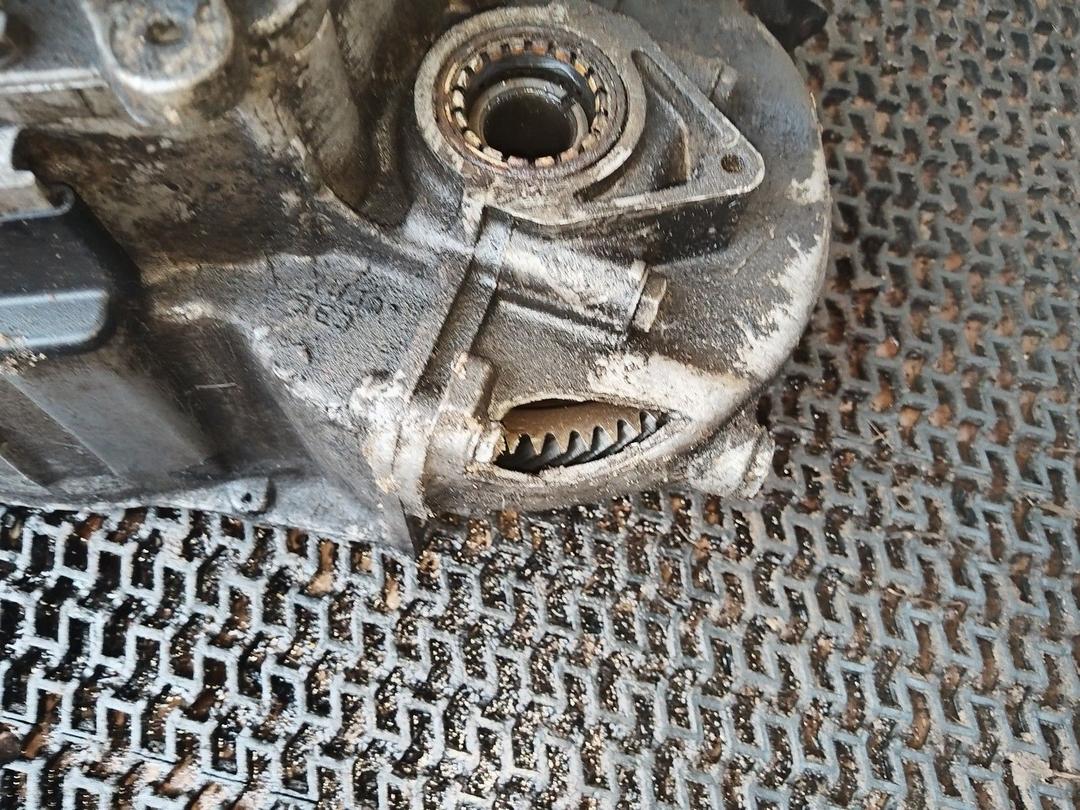 КПП механическая (МКПП) 5-ступенчатая D76B3F Peugeot 406 undefined