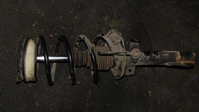 Амортизатор передний левый NVQWQR Renault Scenic