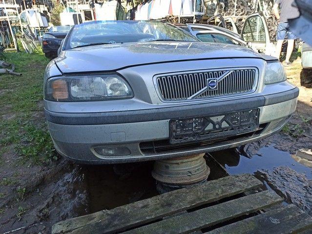 Фара правая 11A31H Volvo V70 - Фото 1