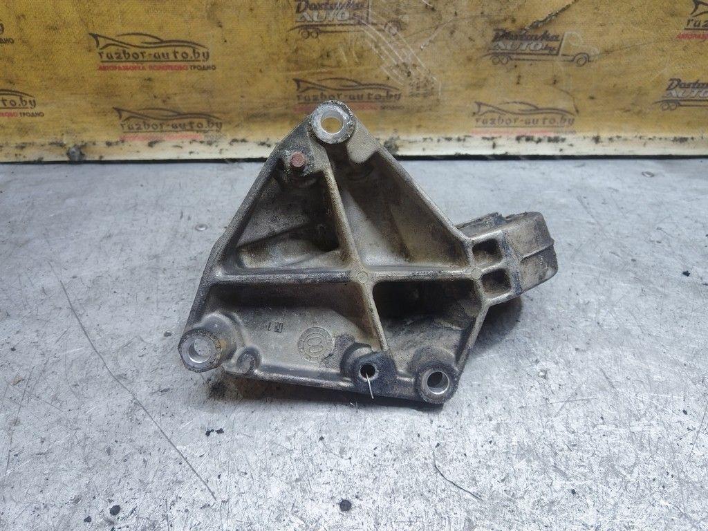 Кронштейн полуоси KNTEAU Peugeot 607 - Фото 5