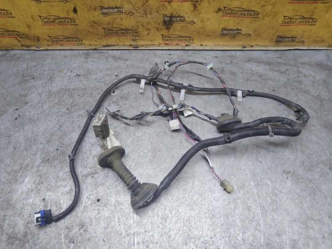 Проводка двери передней правой CK6LDW Nissan Primera