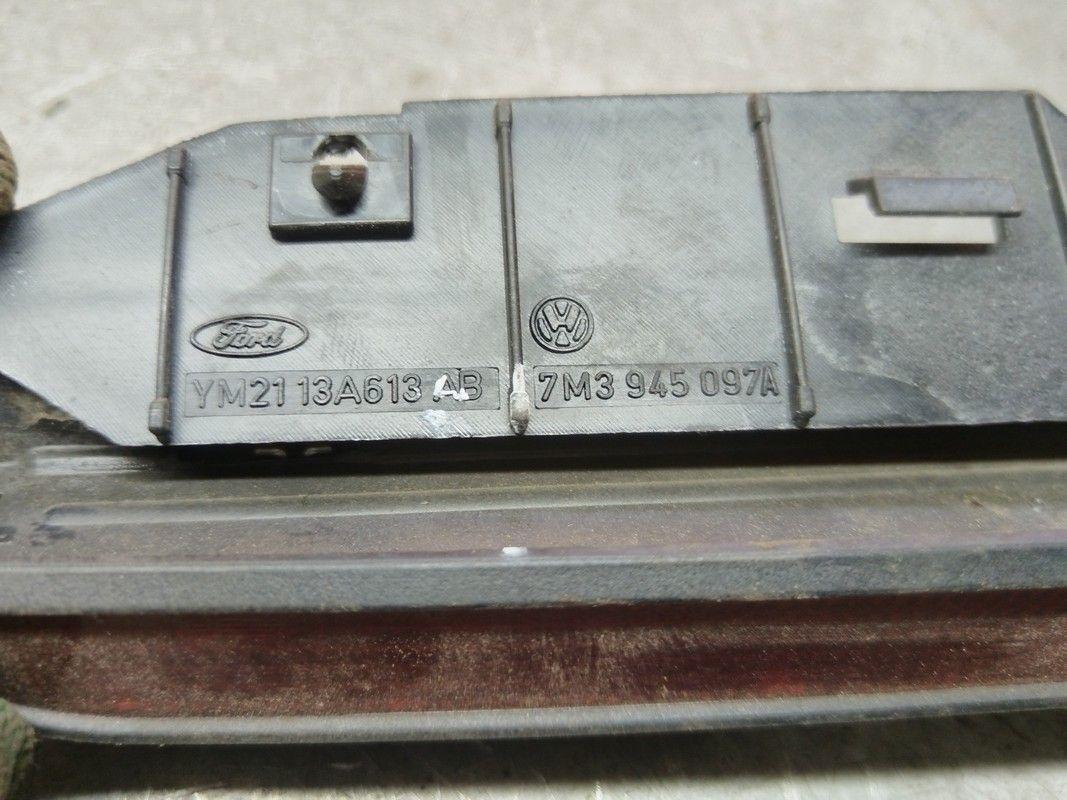 Стоп-сигнал 95YP0O Ford Galaxy купить на авторазборке