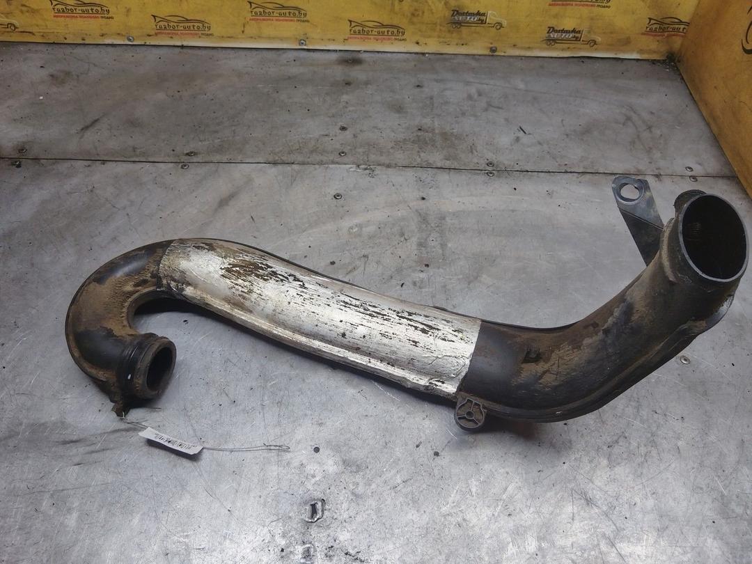 Патрубок турбины 9R058I Peugeot Partner - Фото 1